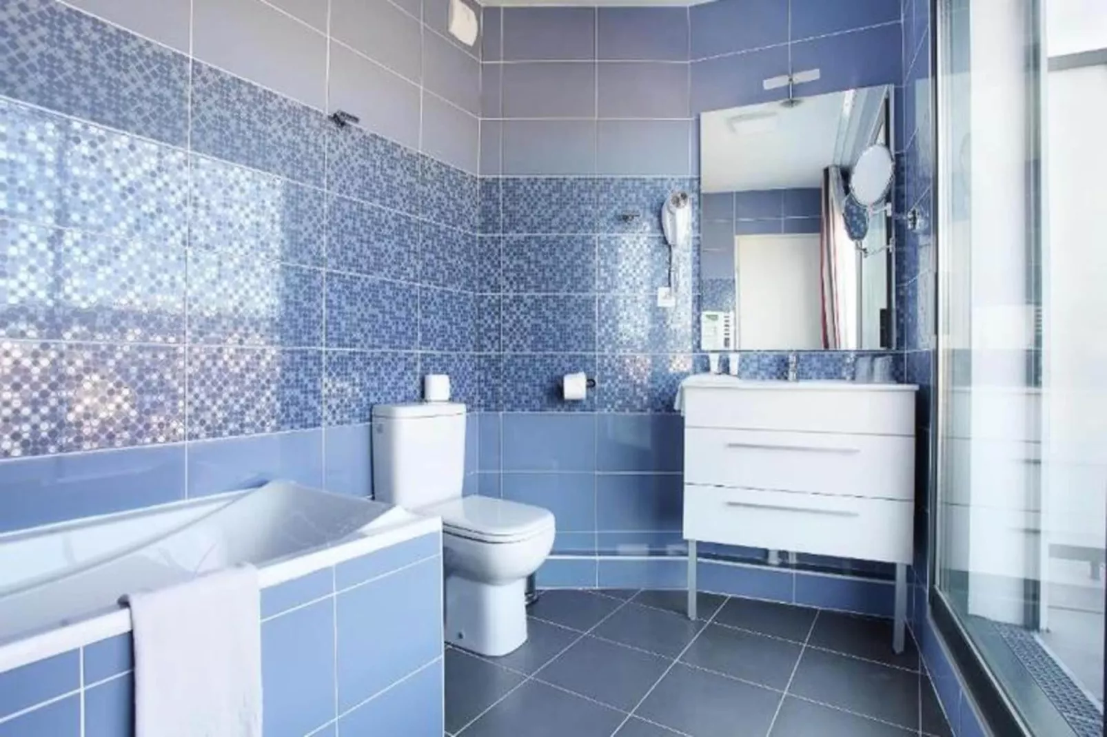 Appart'hôtel Odalys Prado Castellane-Badkamer