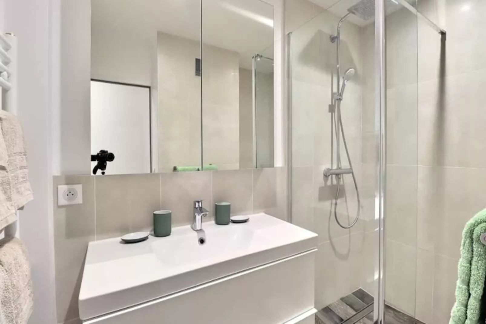 L'&eacute;chap&eacute;e Aixoise - Appartement T4 &agrave; 10 Min Du Centre D'aix En Provence-Image-tags.