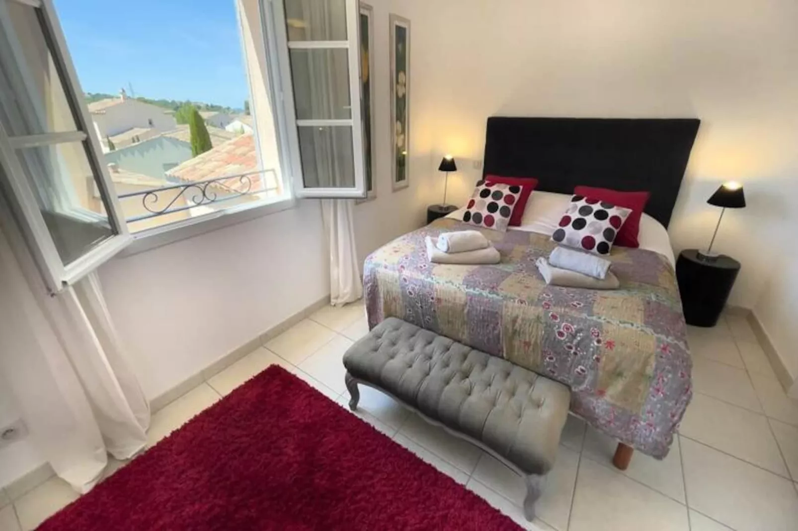 Ma Villa En Provence, Villa De Standing Et Piscine, Domaine De Pont-royal-Image-tags.