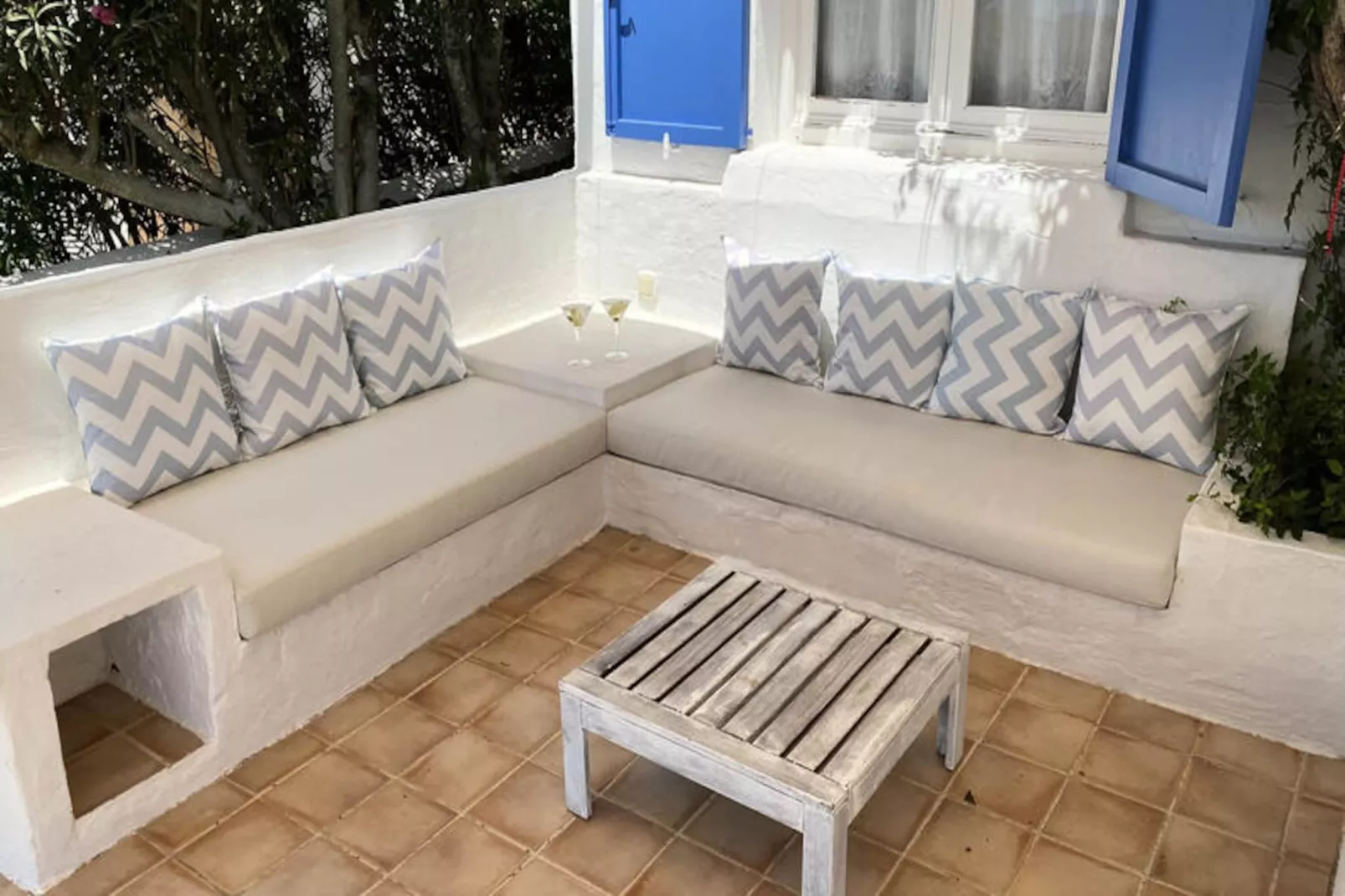 Maison à Binisafuller-Image-tags.