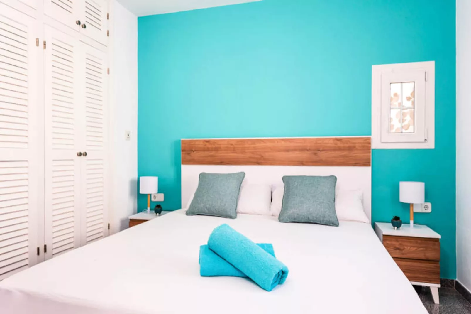 Appartements à Son Bou-Image-tags.