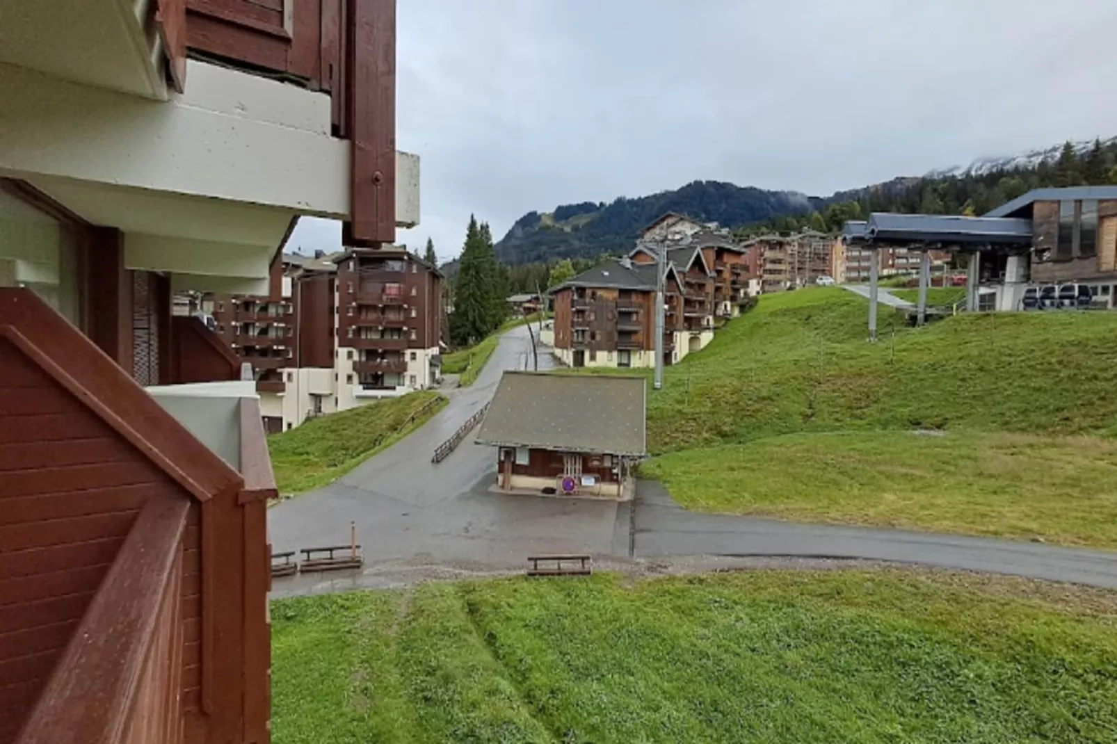 Résidence Malinvern C15-Buitenkant zomer