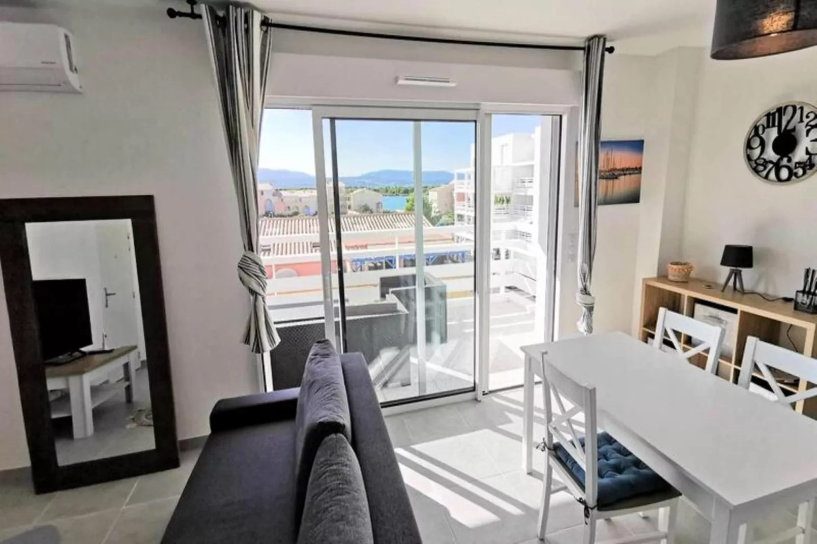 Résidence Les Voiles Blanches-Eetkamer