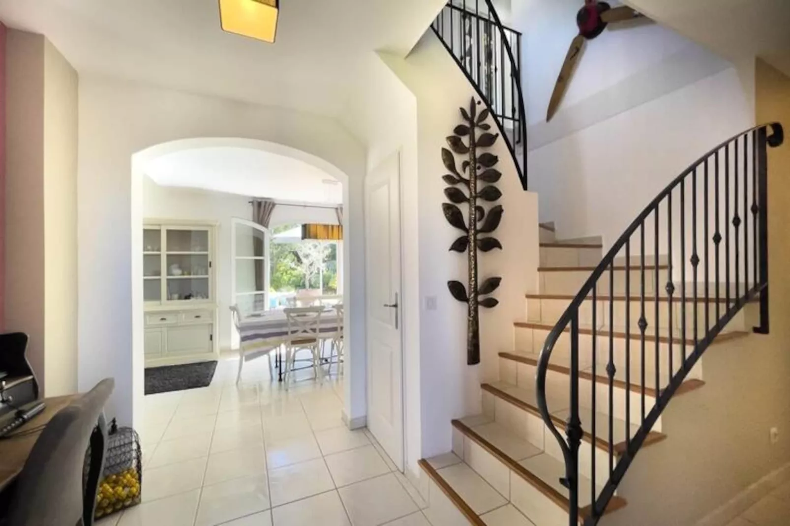 Ma Villa En Provence, Villa De Standing Et Piscine, Domaine De Pont-royal-Image-tags.