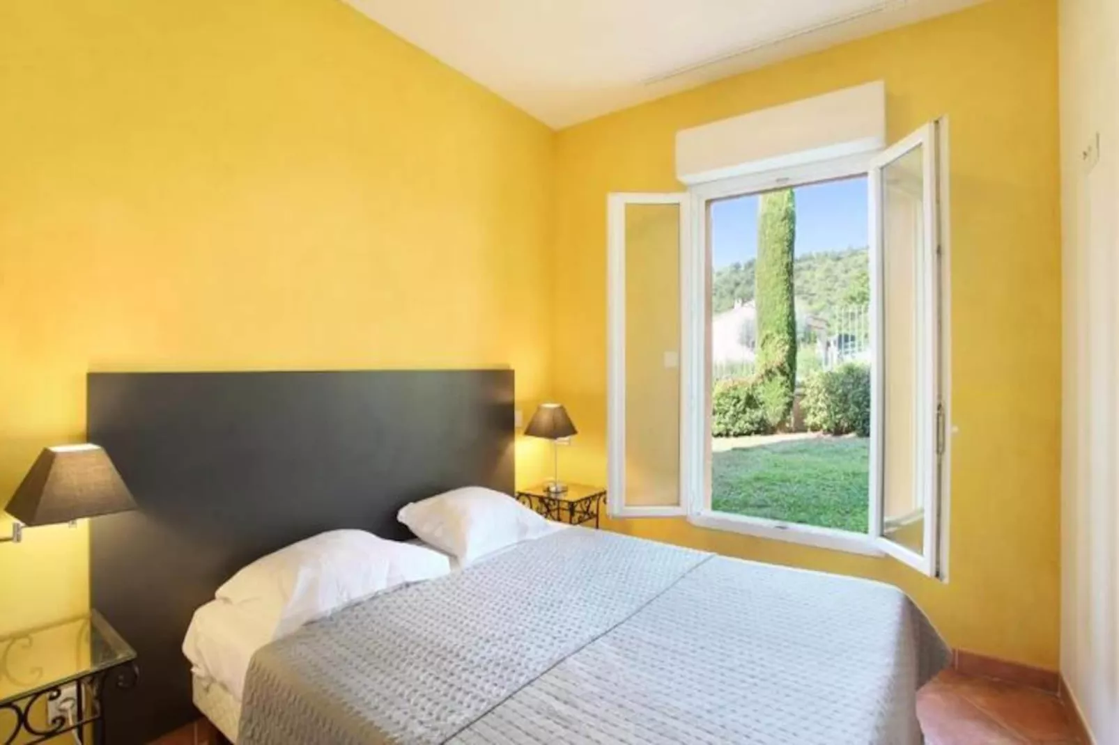 Résidence Odalys La Licorne de Haute Provence***-Image-tags.