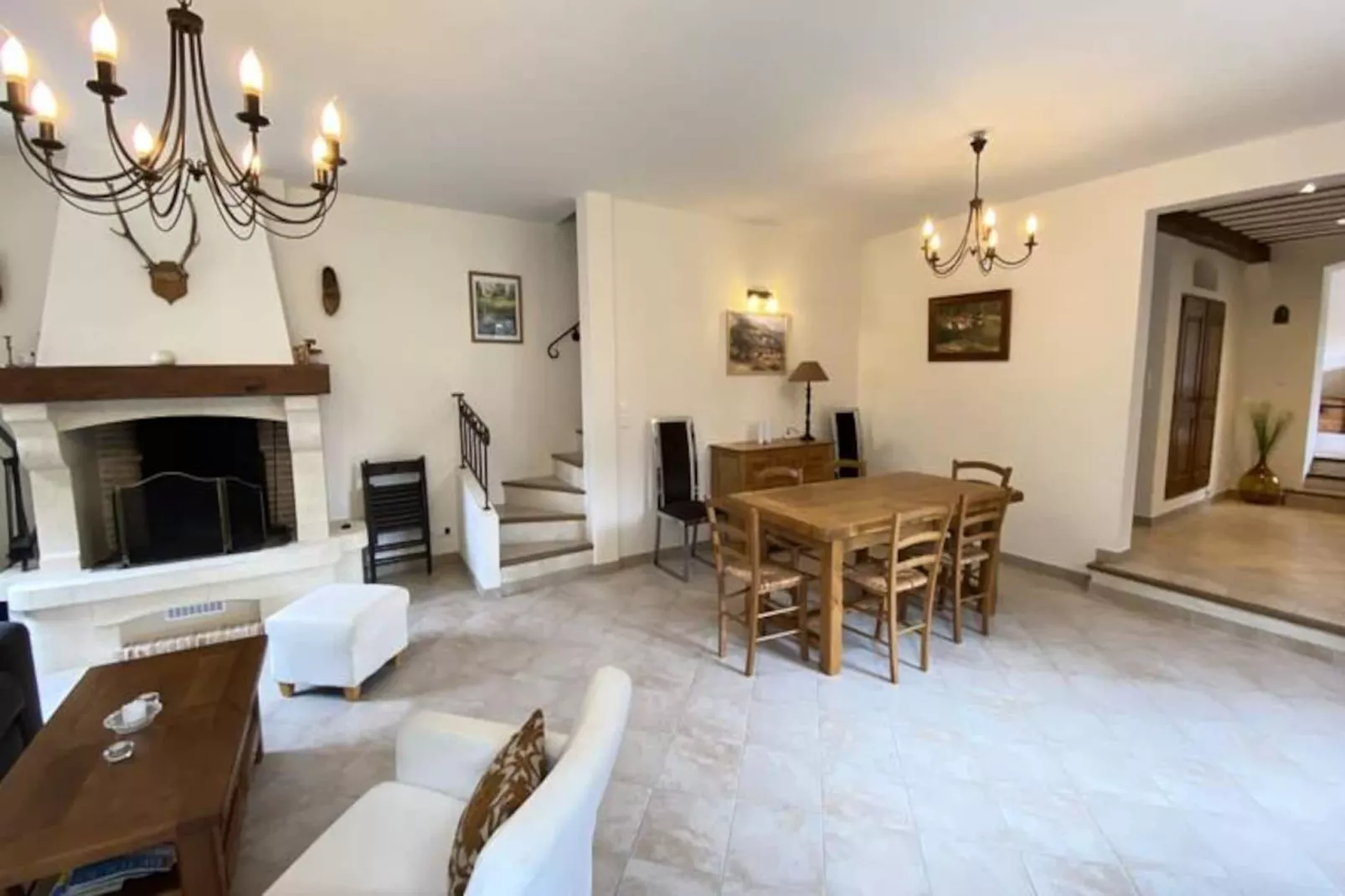 06cb : Jolie Maison De Campagne Pour 8-Image-tags.