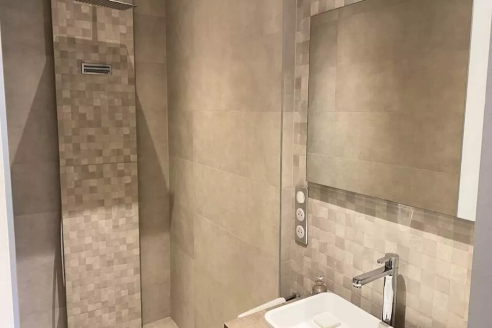 Résidence Coup De C&oelig;ur Vue Mer & Grande Terrasse ❤live In La Vista❤-Image-tags.