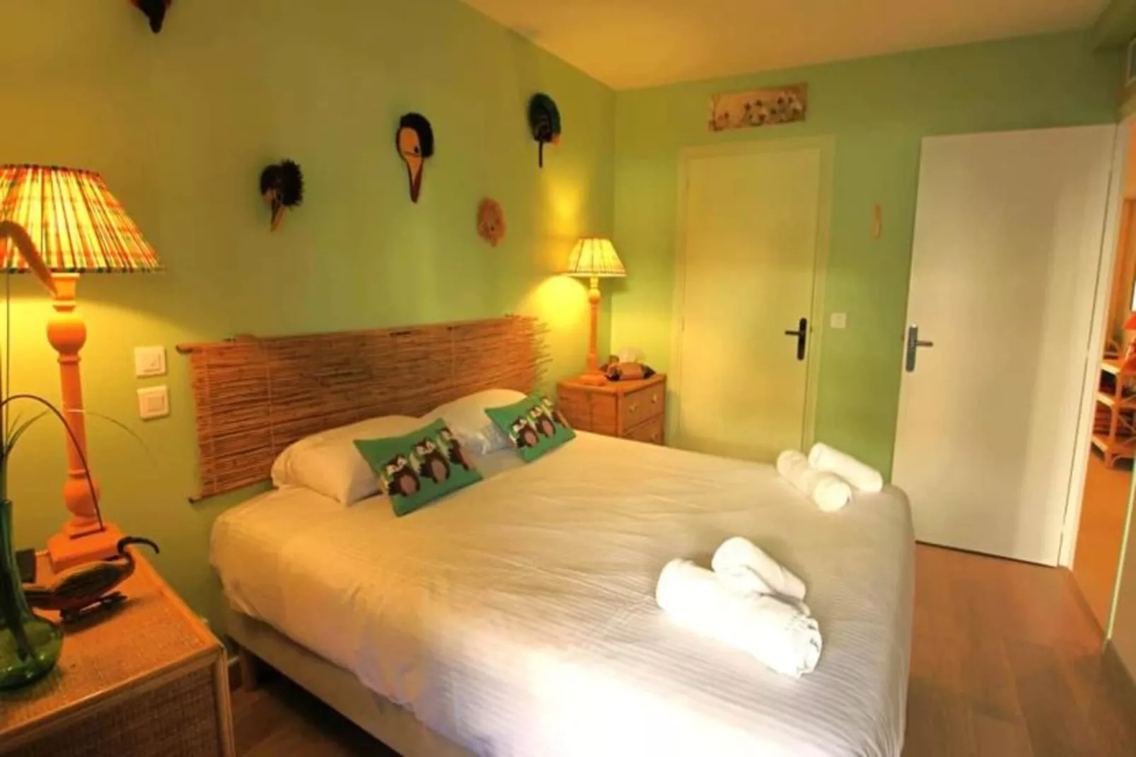 Résidence Appartement Rénové Avec 2 Chambres & Salle De Bain à La Décoration Raffinée-Recreatieruimte