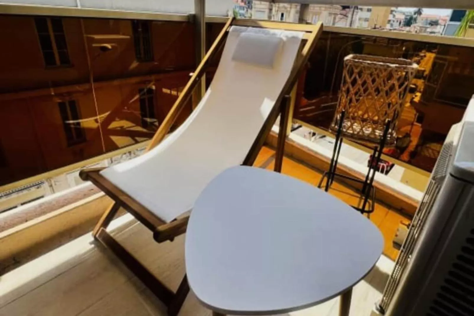 Résidence Le Verdi-Buitenkant zomer