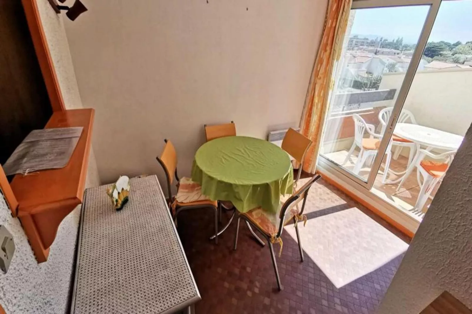 Residence De La Plage-Eetkamer