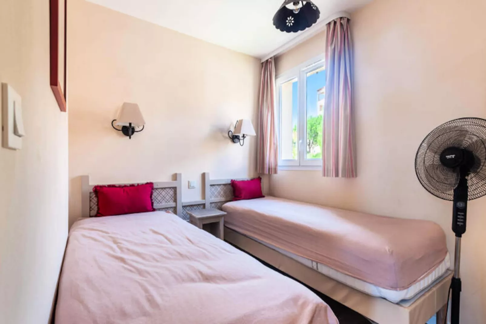 Les Coteaux de Pont Royal en Provence - maeva Home-Image-tags.