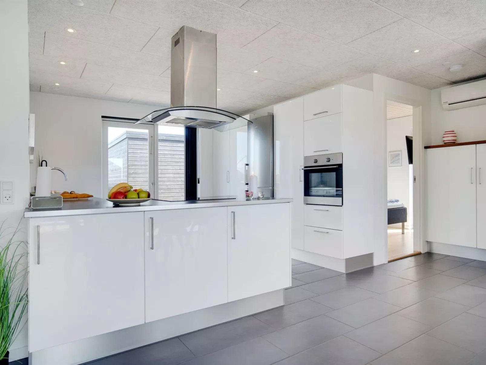 "Ilfar" - 700m from the sea-Binnen