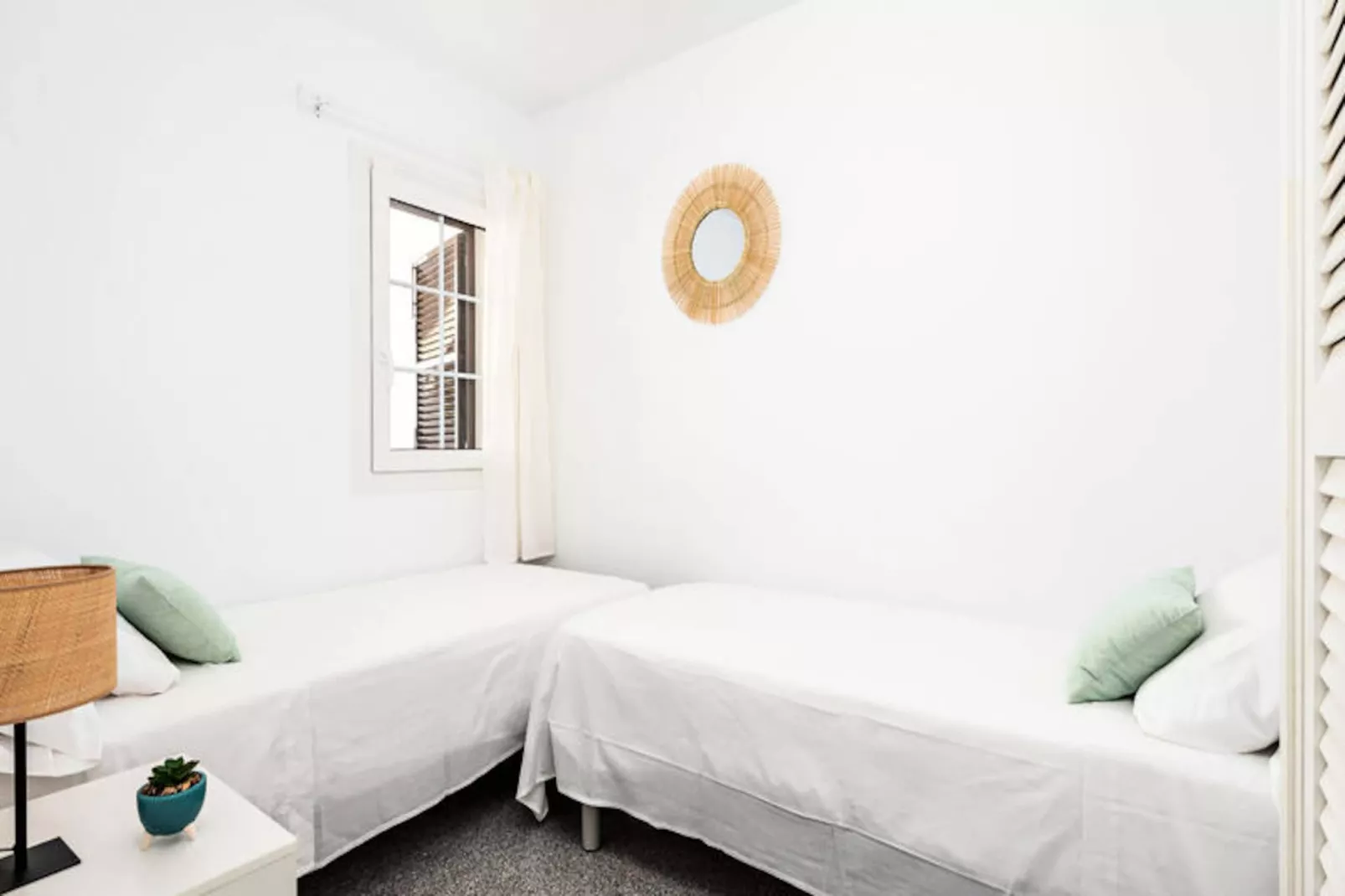 Appartements à Son Bou-Image-tags.