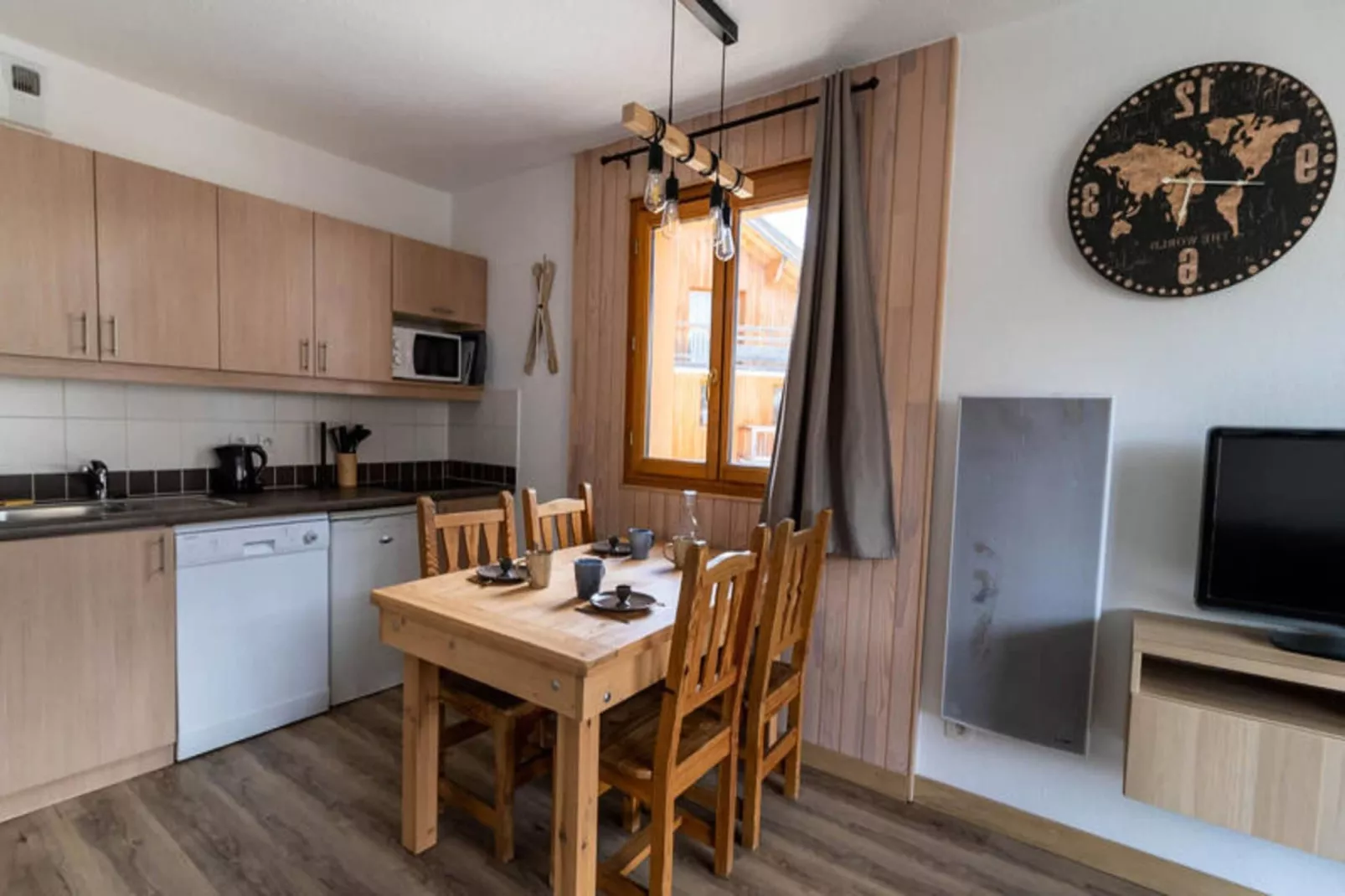 Résidence Le Balcon Des Airelles-Eetkamer