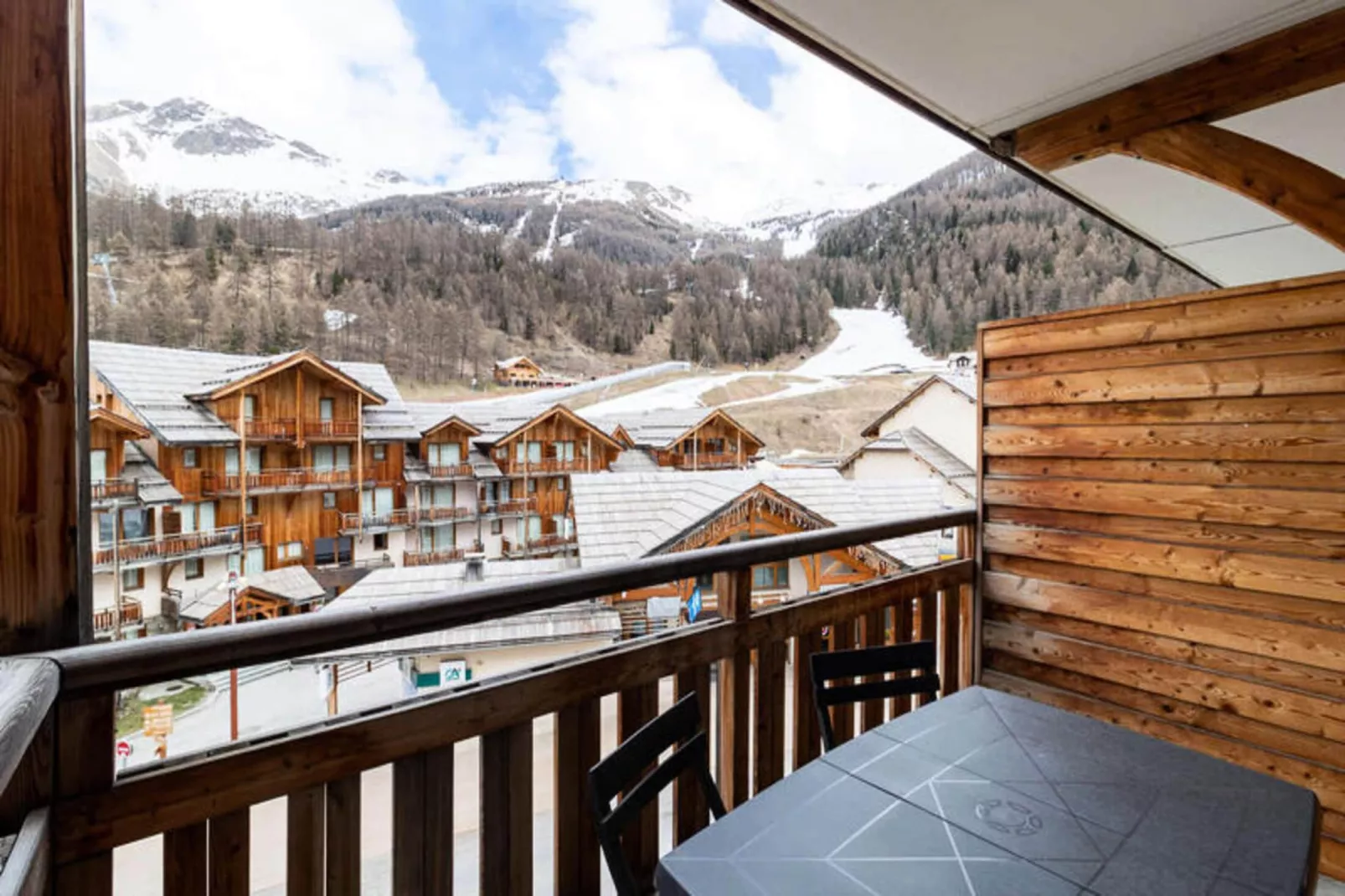Résidence Le Balcon Des Airelles-Terrasbalkon