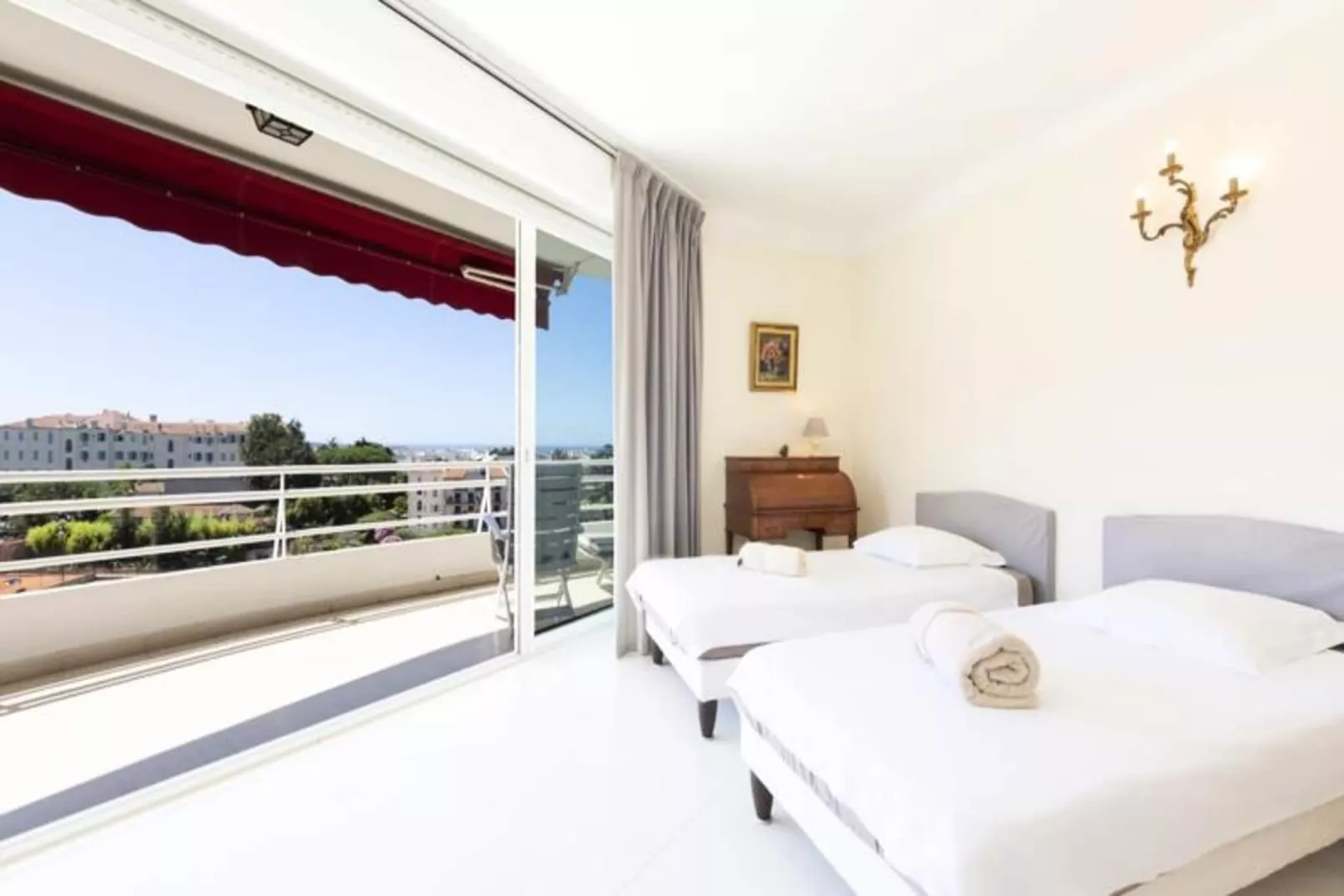 Résidence Appartement Enti&egrave;rement &eacute;quip&eacute; De 105 M2 Avec Vue Mer Et Collines-Buitenkant zomer