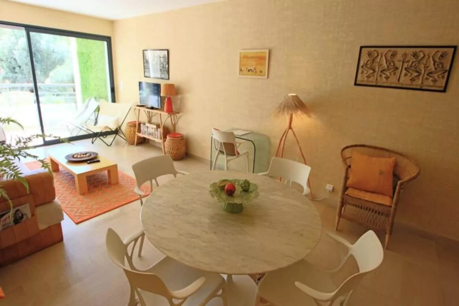 Résidence Appartement Rénové Avec 2 Chambres & Salle De Bain à La Décoration Raffinée-Recreatieruimte