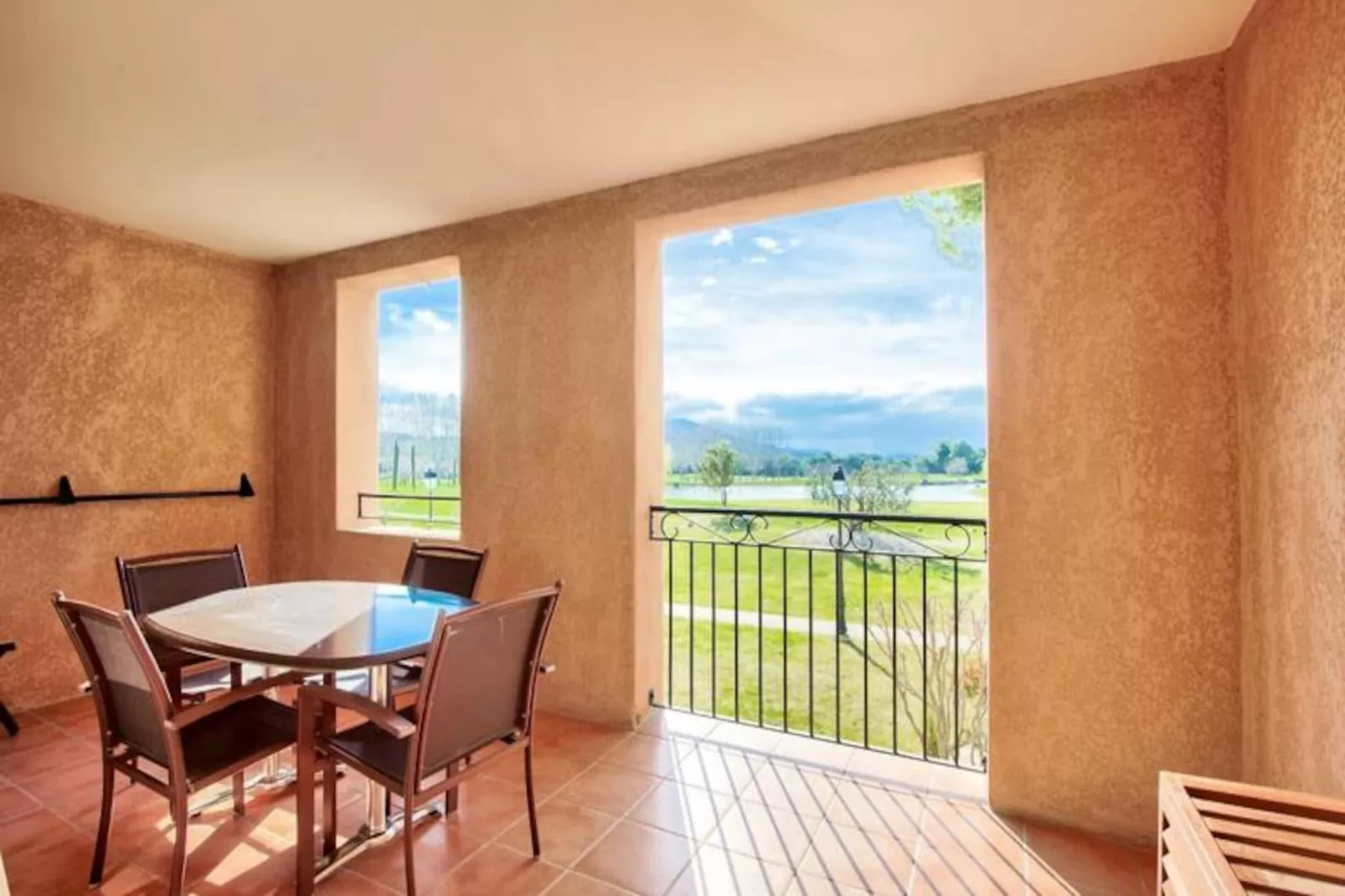 Résidence Hôtel du Golf de Pont Royal - maeva Home-Image-tags.