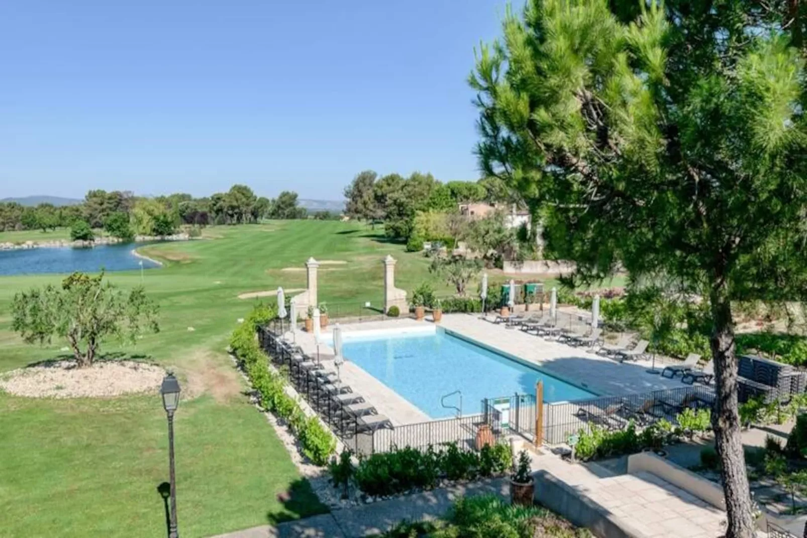 Résidence Hôtel du Golf de Pont Royal - maeva Home-Image-tags.