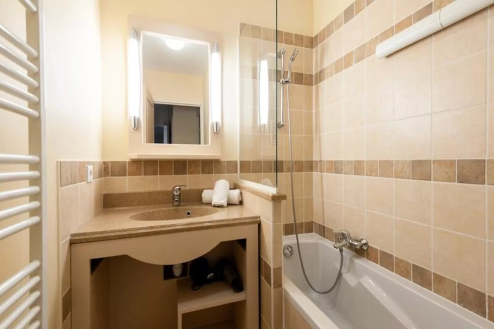 Les Coteaux de Pont Royal en Provence - maeva Home-Image-tags.