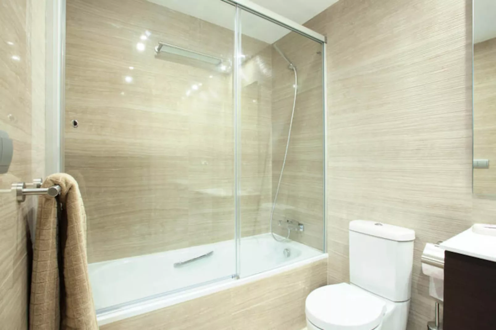 Appartements à Ojen-Image-tags.