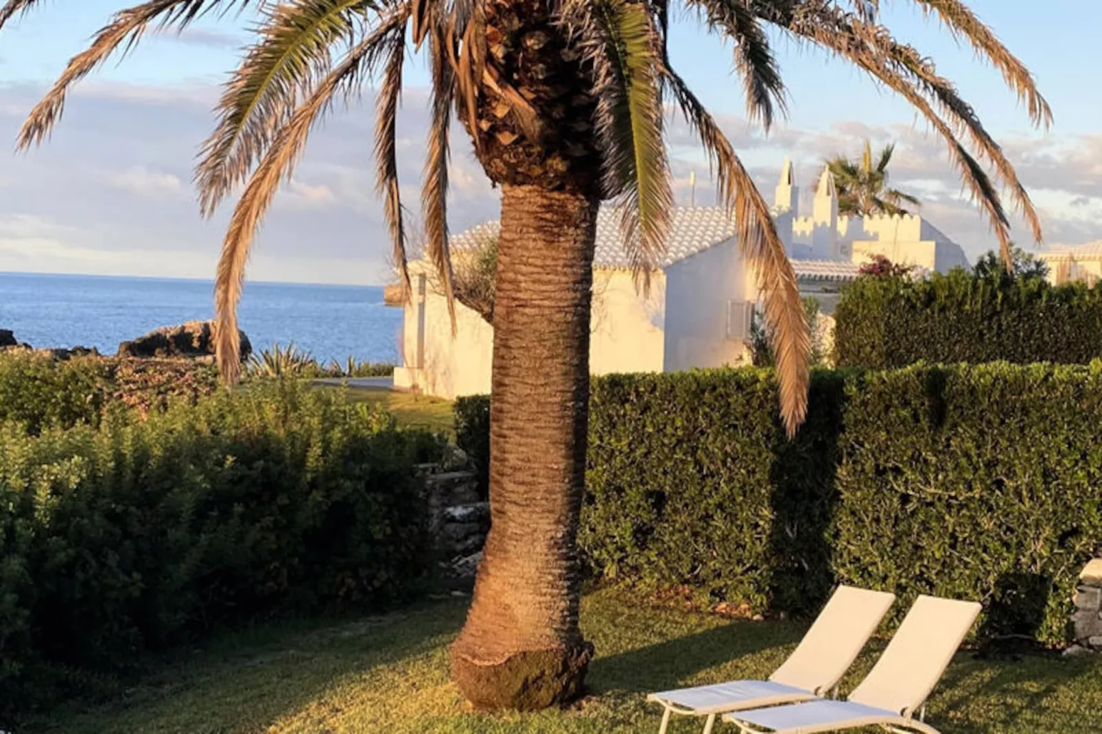 Maison à Binisafuller-Image-tags.