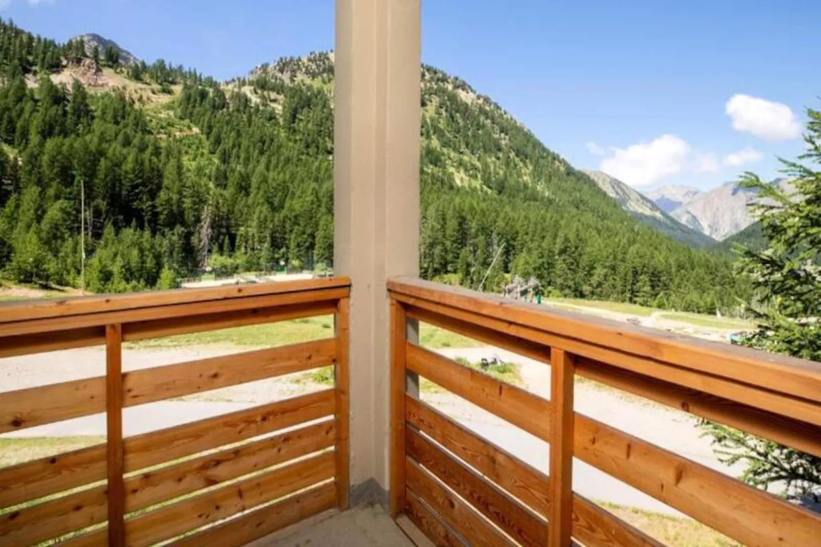 SOWELL RÉSIDENCES New Chastillon****-Image-tags.