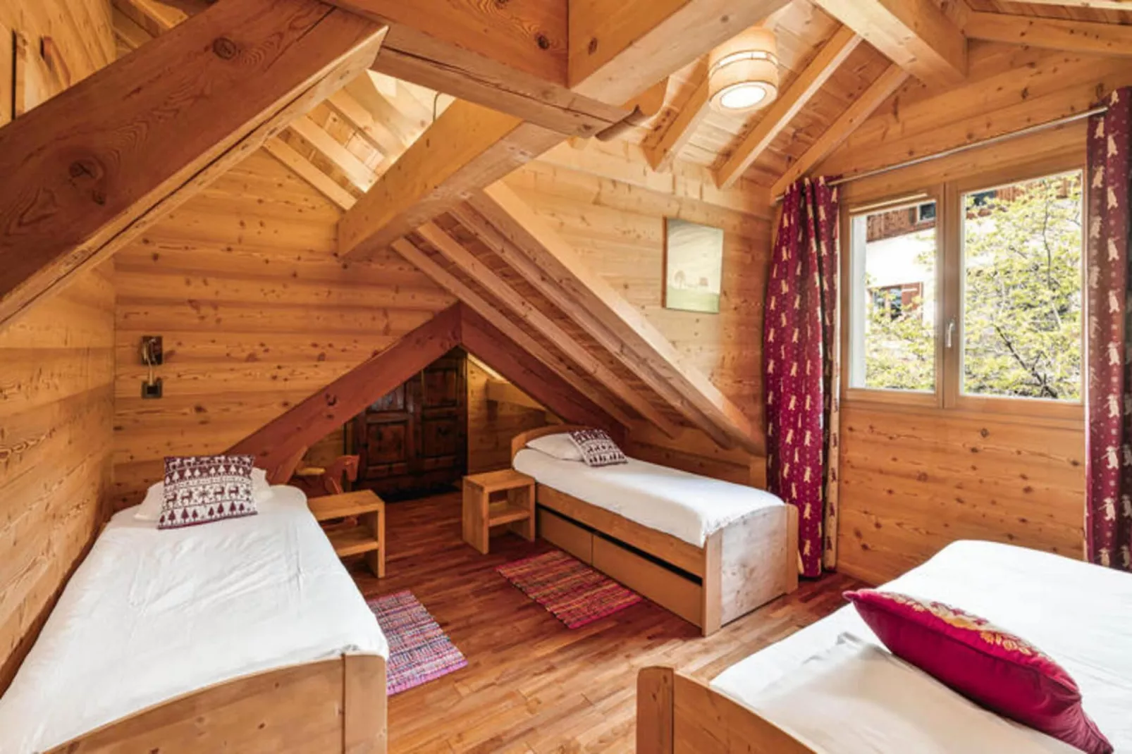 Résidence Marmottant-Buitenkant zomer