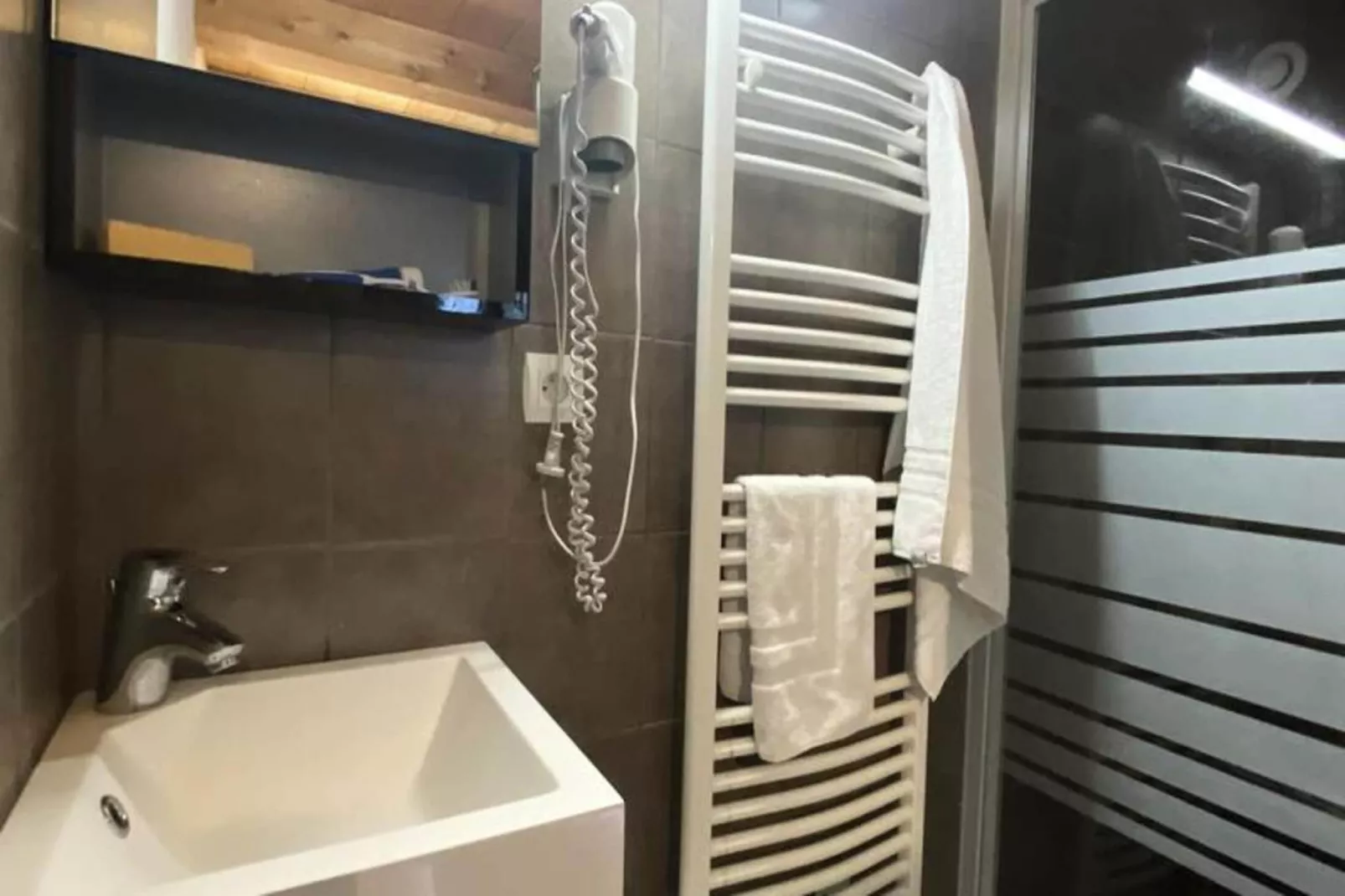 Résidence Melezet 2 - Badkamer