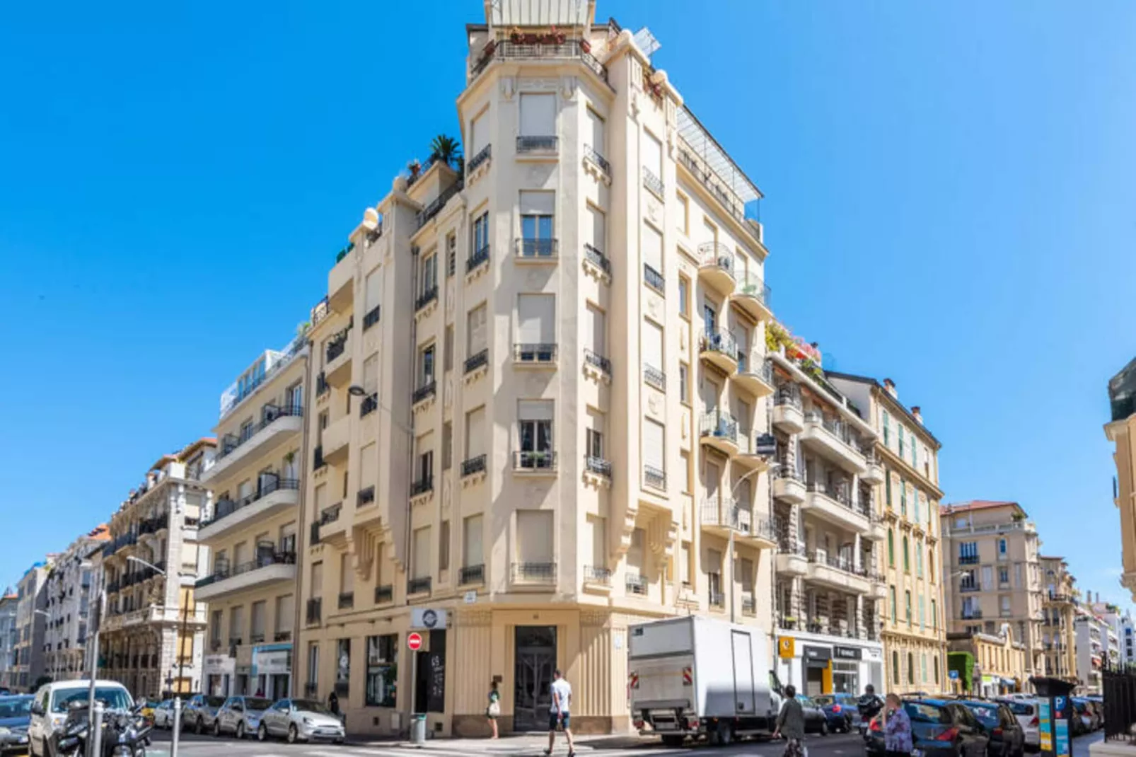 Appartements à Nice-Buitenkant zomer