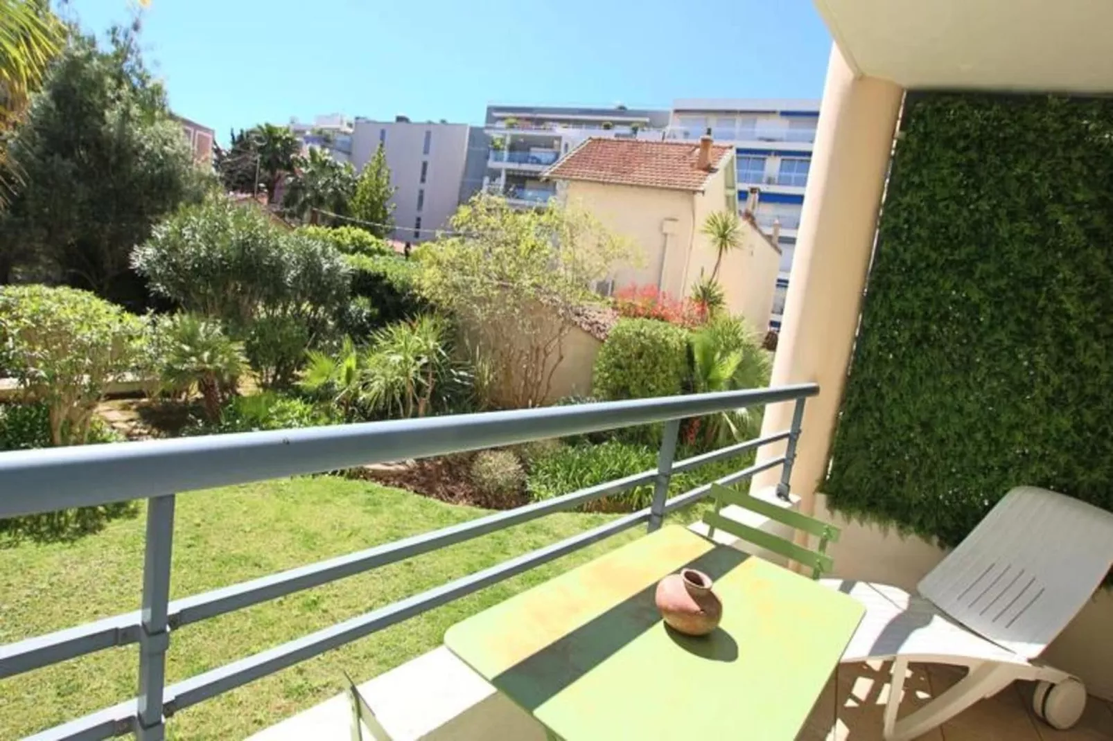 Résidence Appartement Rénové Avec 2 Chambres & Salle De Bain à La Décoration Raffinée-Recreatieruimte