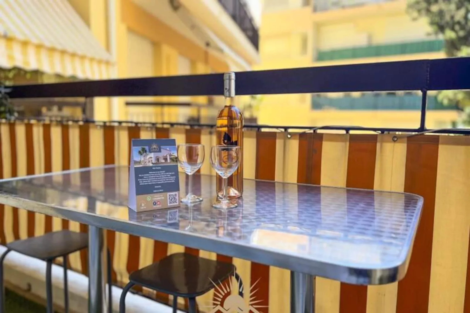 Le Surcouf Appartement Pour 4 By Sunset-Image-tags.