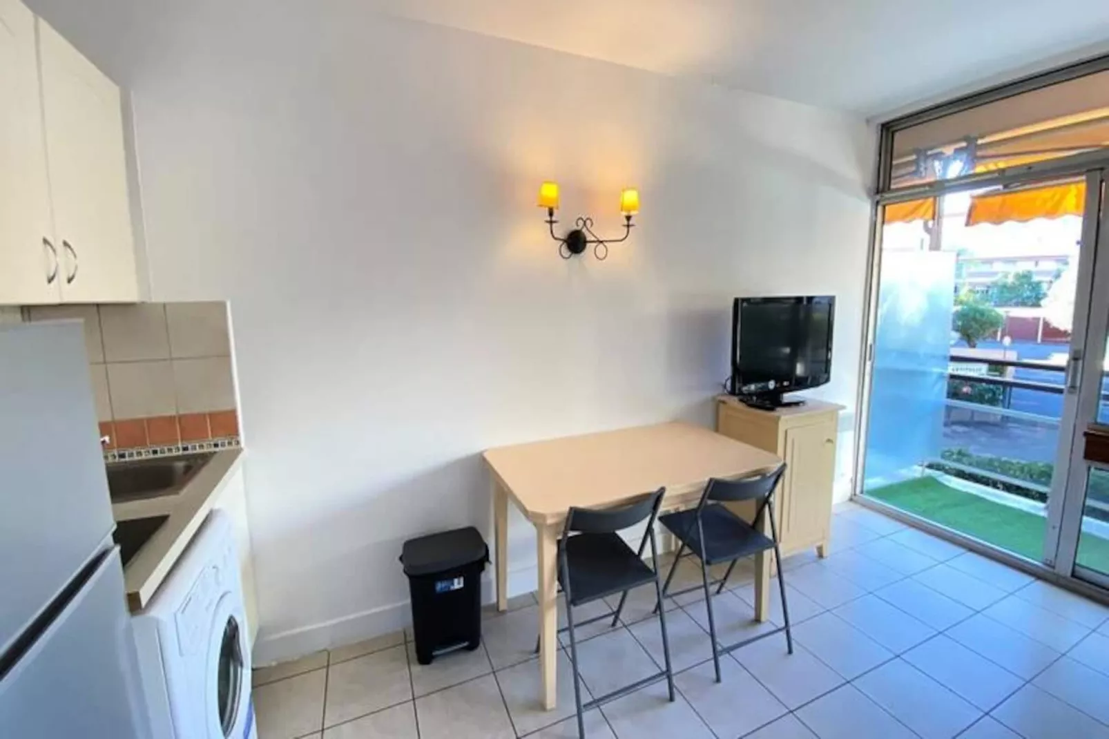 06u - Beau Studio En R&eacute;sidence - Piscine Et Tennis-Image-tags.