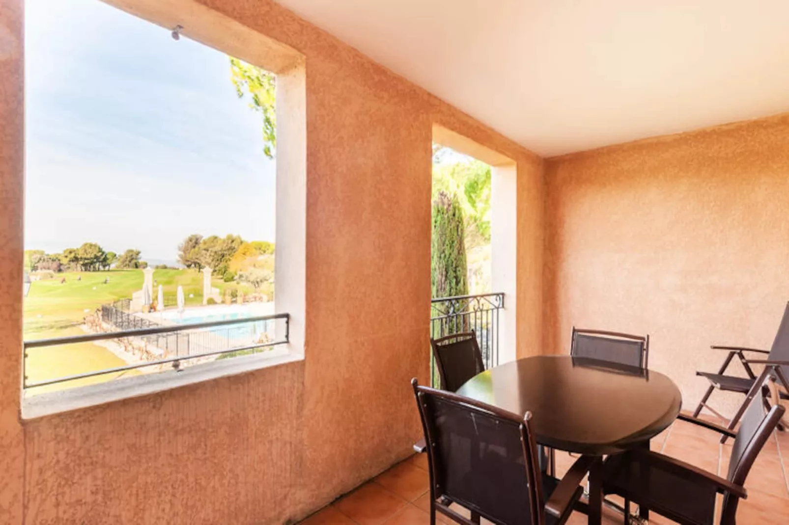 Résidence Hôtel du Golf de Pont Royal - maeva Home-Image-tags.