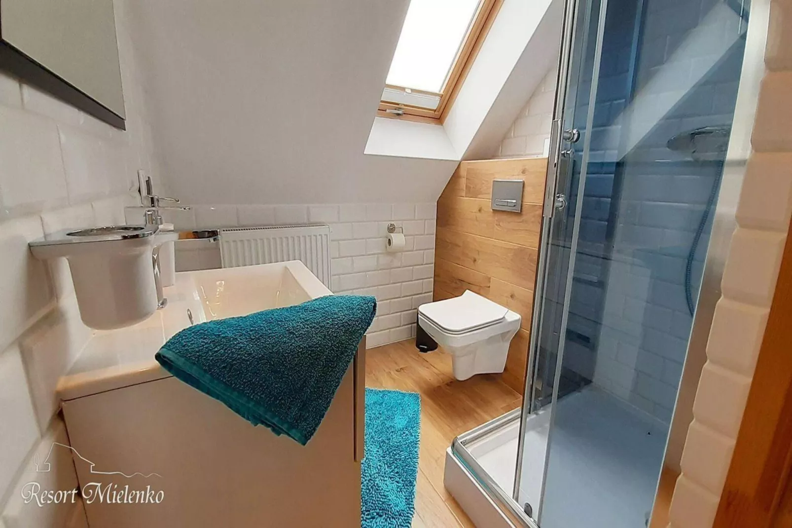 Dom MARCO POLO w Mielenku-Badkamer