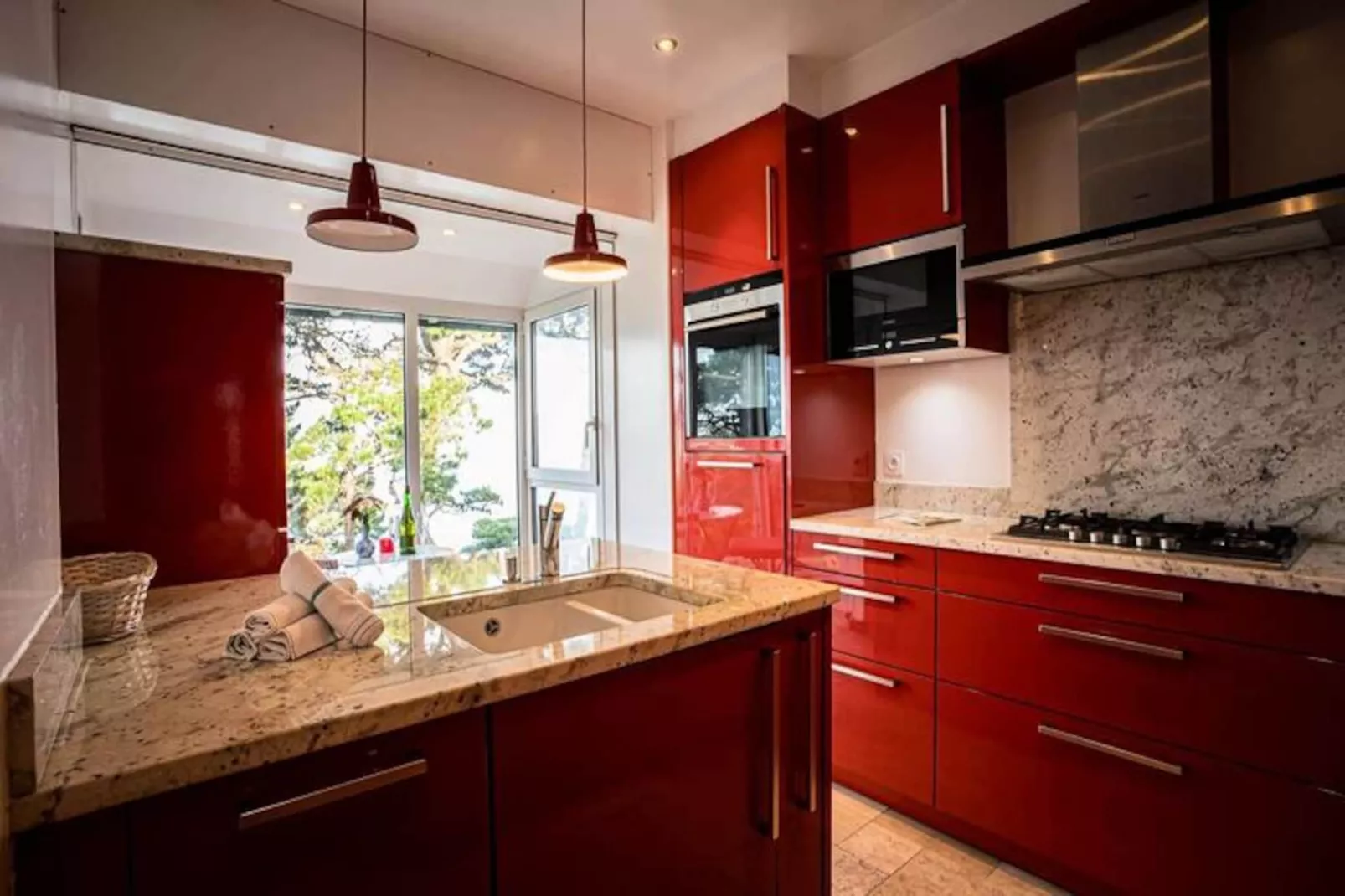 Maison à Perros-Guirec-Image-tags.