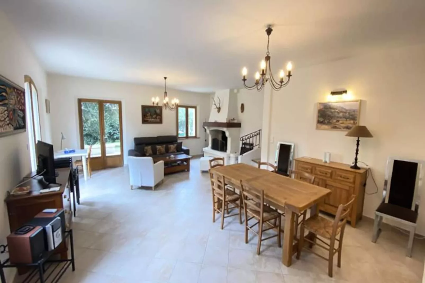 06cb : Jolie Maison De Campagne Pour 8-Image-tags.