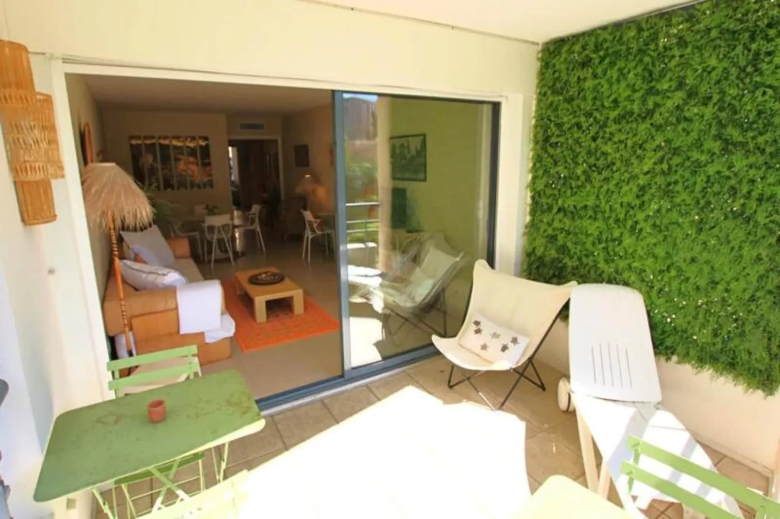 Résidence Appartement Rénové Avec 2 Chambres & Salle De Bain à La Décoration Raffinée-Recreatieruimte