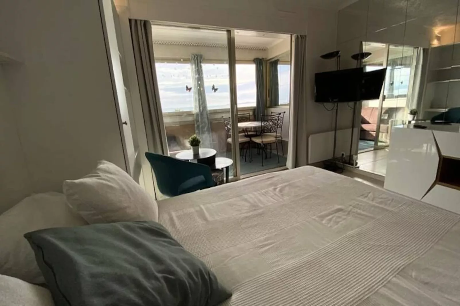 06bh - Beau Studio Face &agrave; La Mer-Image-tags.