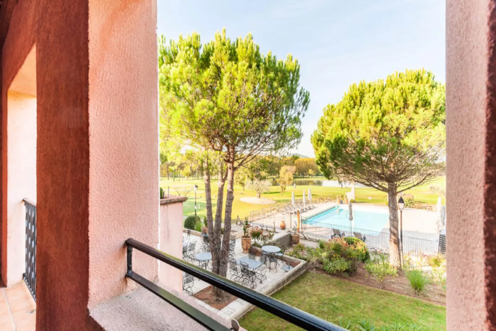 Résidence Hôtel du Golf de Pont Royal - maeva Home-Image-tags.