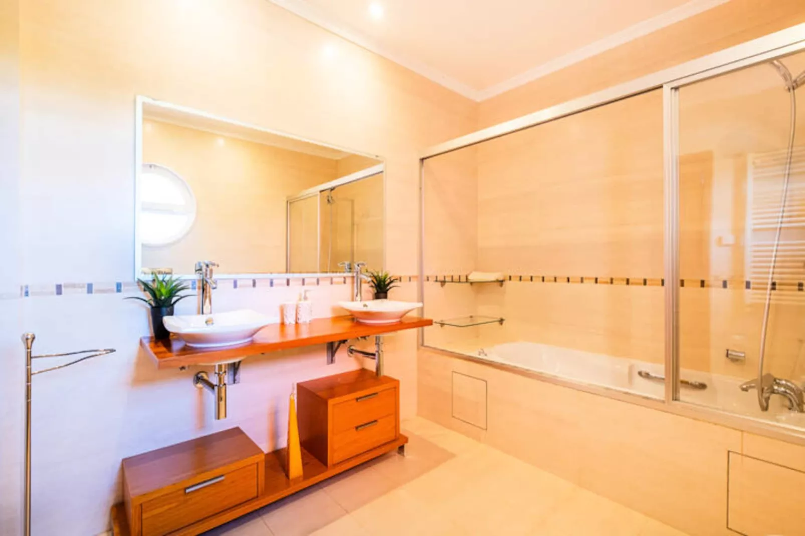 Maison à Quarteira-Niet-getagd