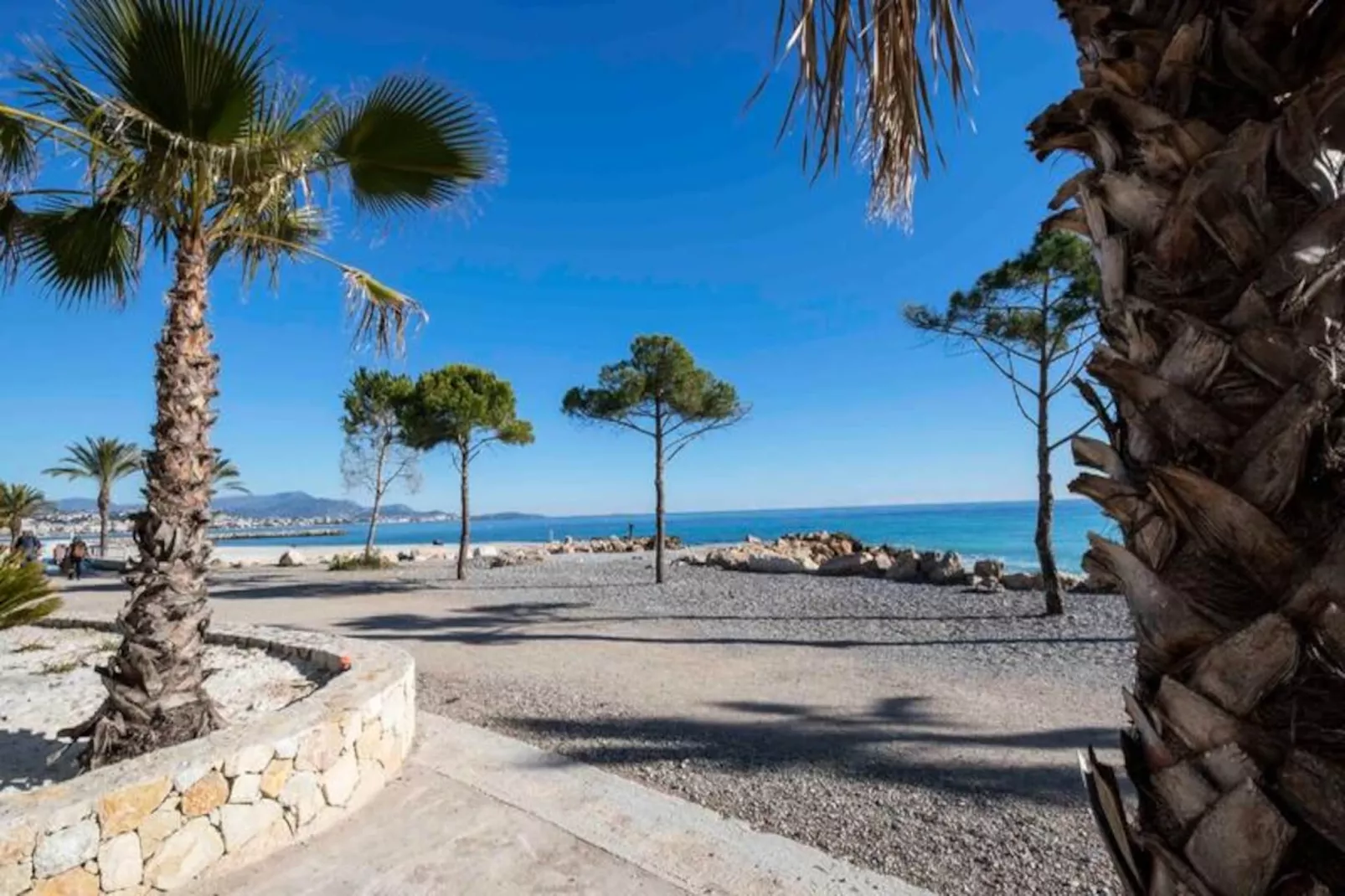 06ah - Superbe T2 Les Pieds Dans L'eau - Piscine-Image-tags.