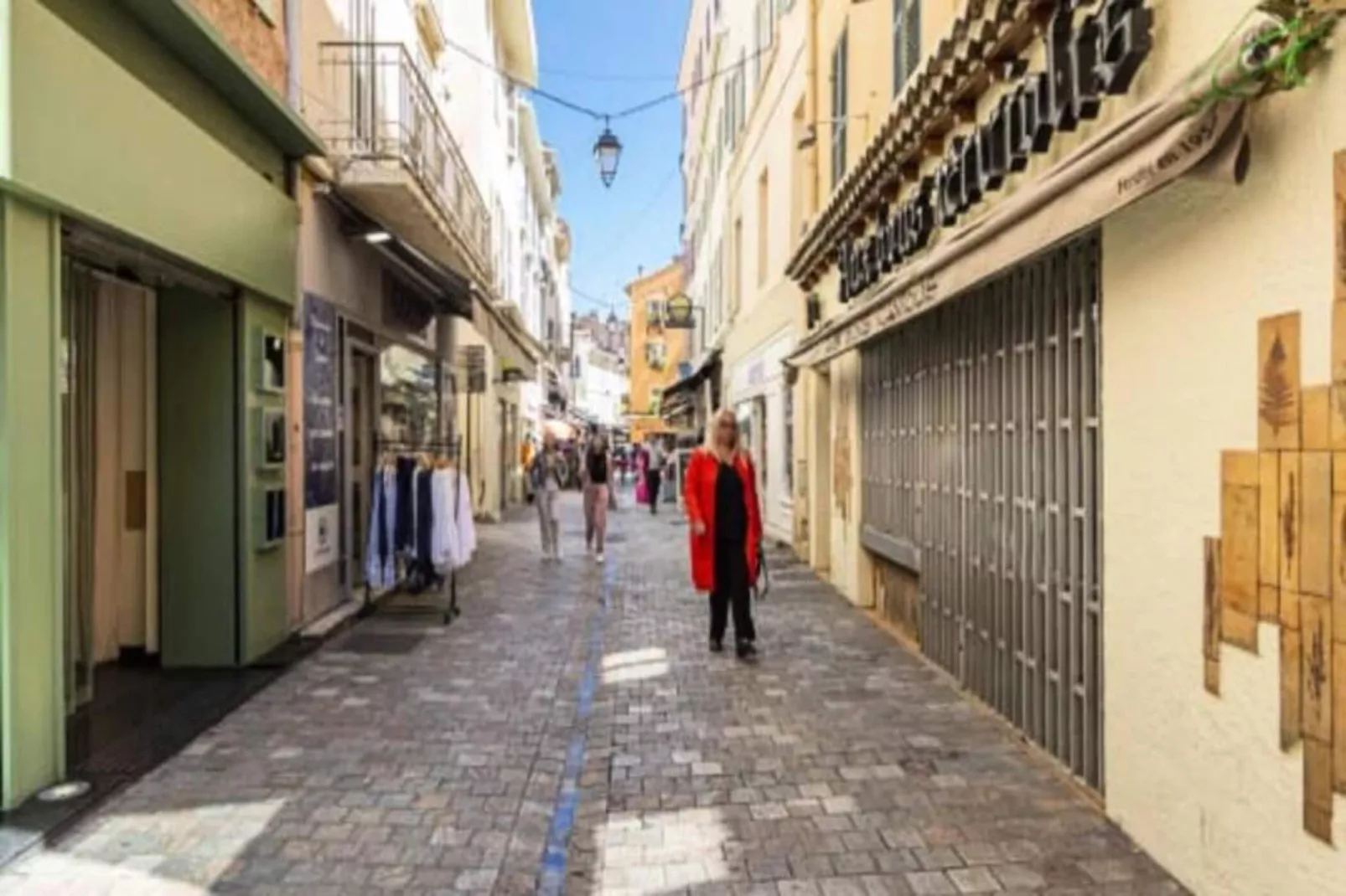 Résidence Bnb Renting Grand Studio Au C&oelig;ur De Cannes, Quartier De La Vieille Ville !-Buitenkant zomer