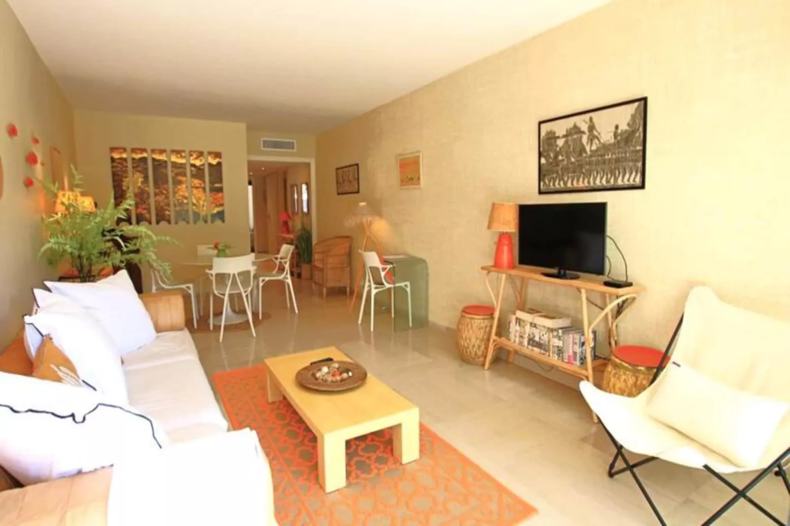 Résidence Appartement Rénové Avec 2 Chambres & Salle De Bain à La Décoration Raffinée-Recreatieruimte