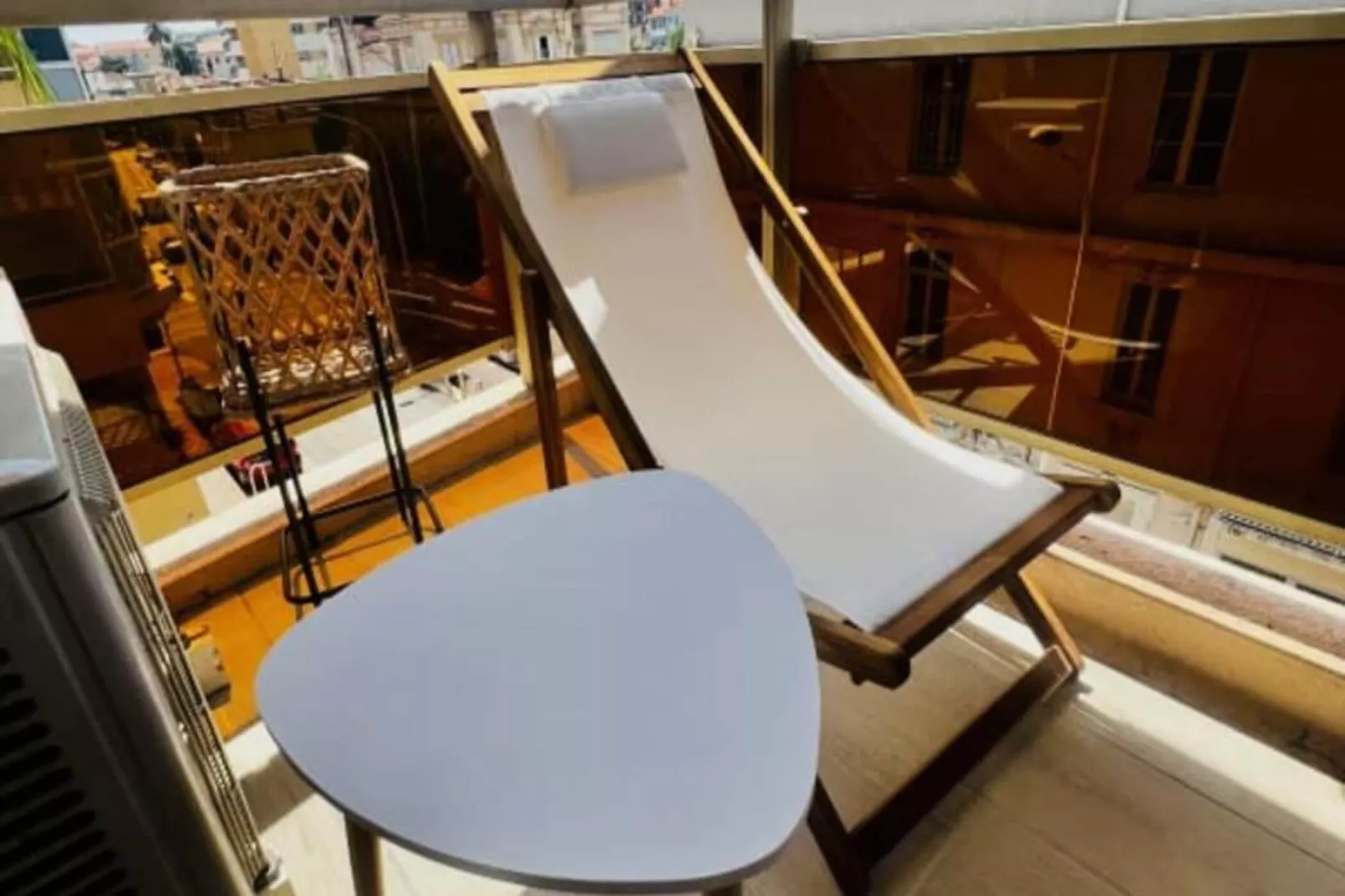 Résidence Le Verdi-Buitenkant zomer