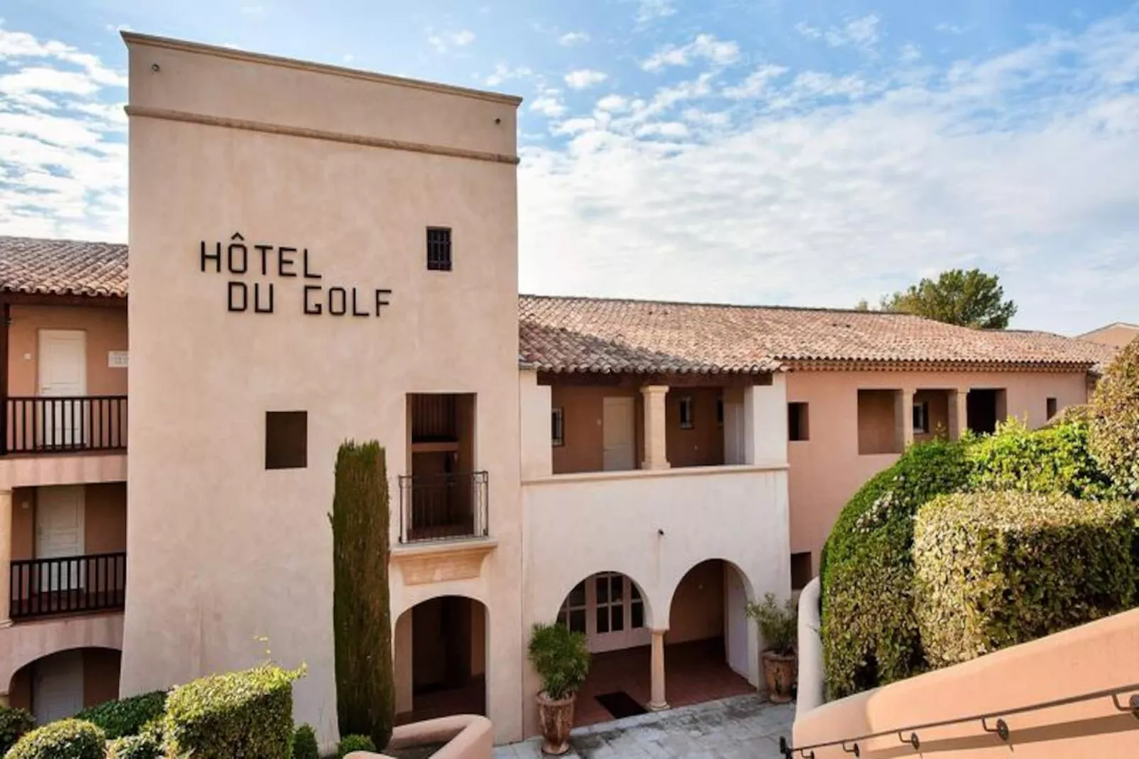 Résidence Hôtel du Golf de Pont Royal - maeva Home-Image-tags.