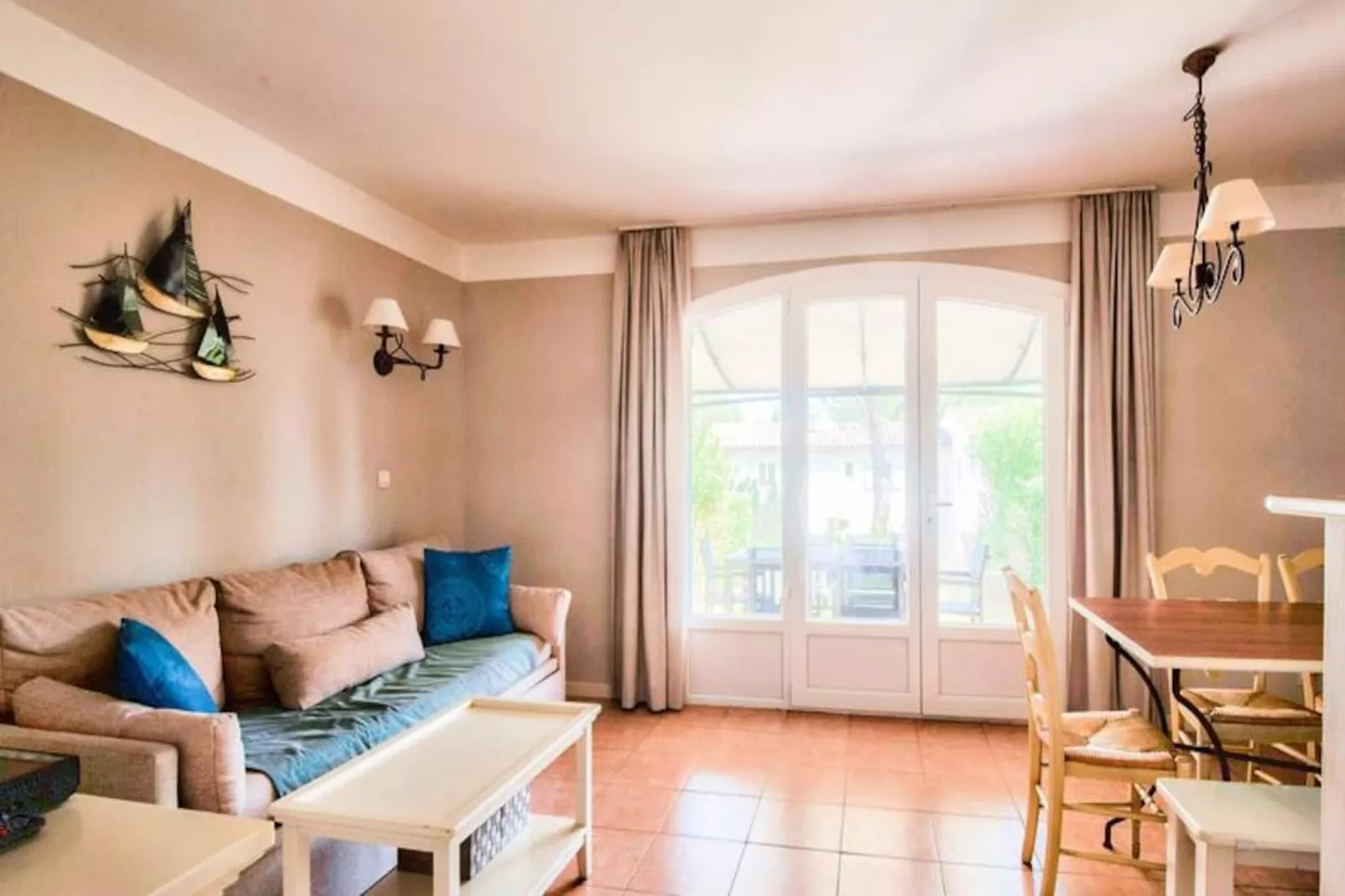 Les Maisons de Pont Royal en Provence - maeva Home-Image-tags.