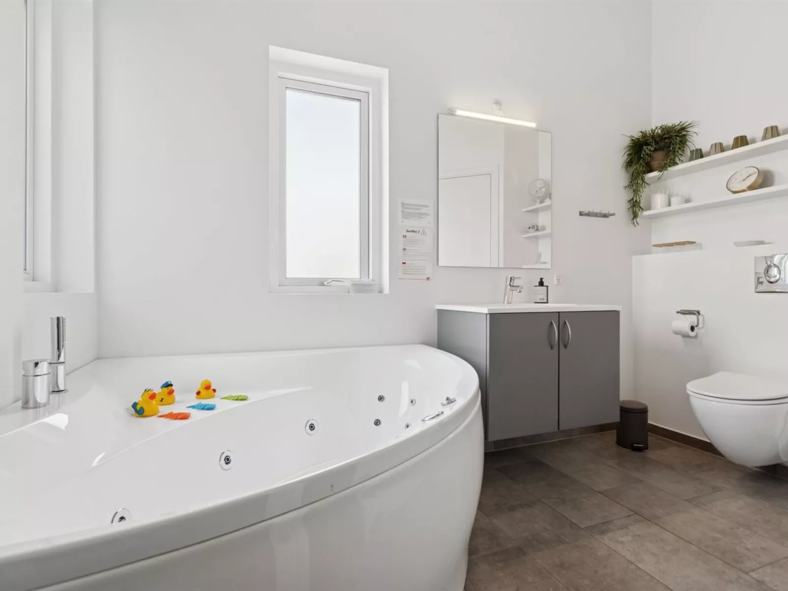 "Snari" - 700m from the sea-Binnen