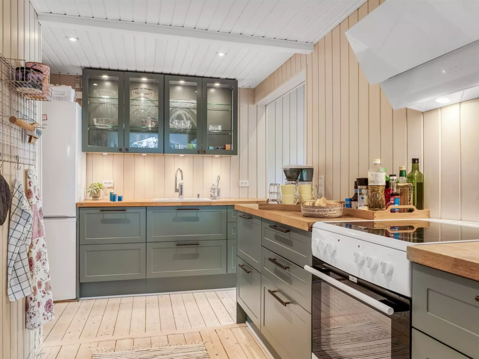 "Erja" - 600m from the sea-Binnen