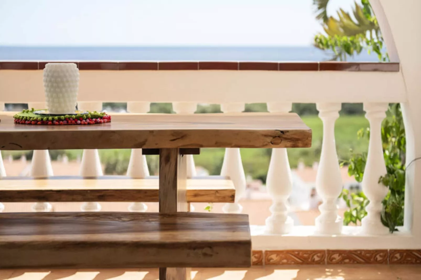 Maison à Son Bou-Image-tags.